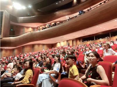 省青联新闻出版和新媒体界别携手南京小银星艺术团举办暑期爱心公益演出